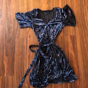 American Eagle small velvet dress